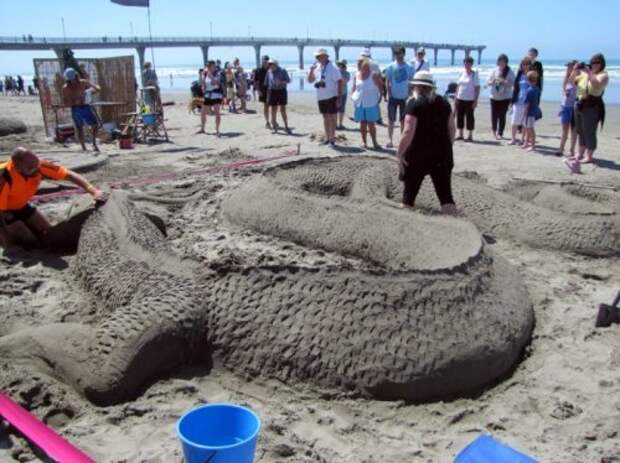 Песочные скульптуры на 3rd New Zealand Sandcastle Competition 2014 (17 фото)