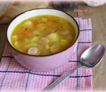 Быстрый суп с сосисками и кускусом