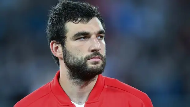 Джикия: хочется, чтобы Тедеско не получал красных карточек