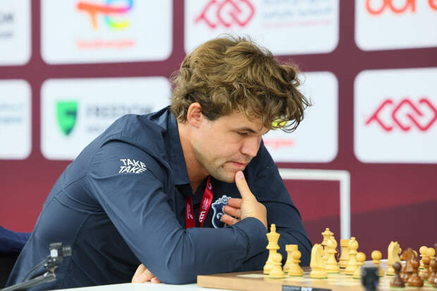 В Федерации шахмат России оценили поведение Карлсена после поражения от Артемьева