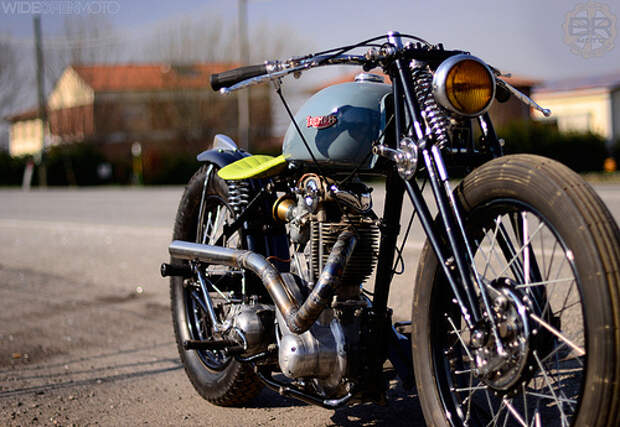 Triumph 3HW 1939 bobber