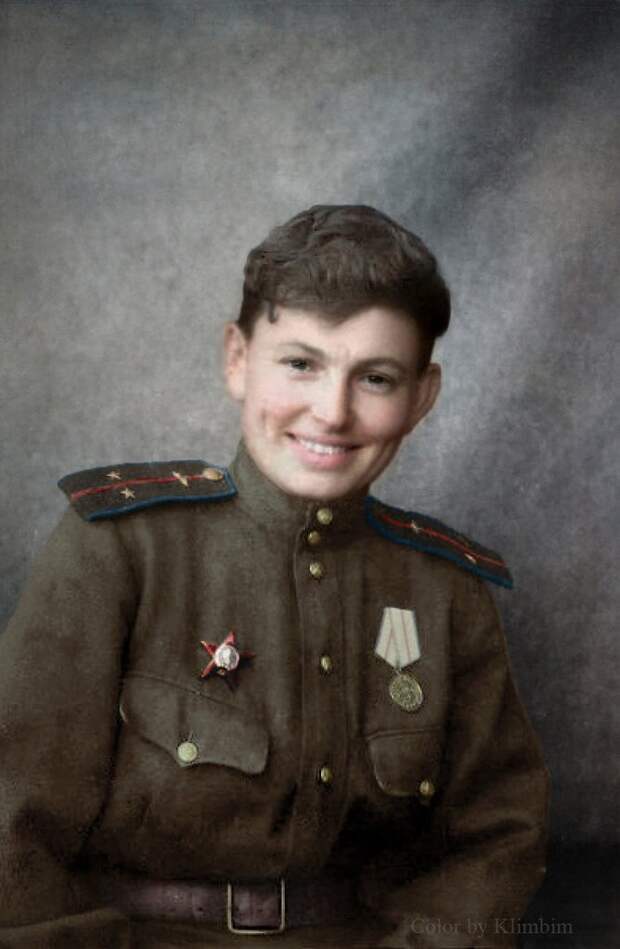 Матюхина Валентина Алексеевна (8 мая 1915 – 23 декабря 1944)