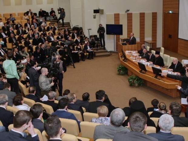 Уроки Истории: «Церковь, государство, общество: задачи XXI века»