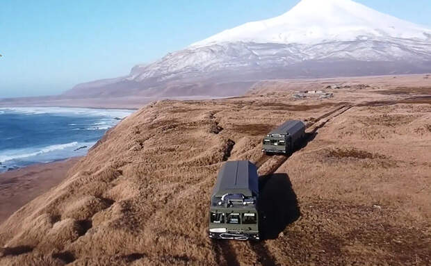 Российские береговые ракетные комплексы "Бастион" вновь сделали загадочный остров Матуа обитаемым. Фото из открытого фотобанка Министерства Обороны.