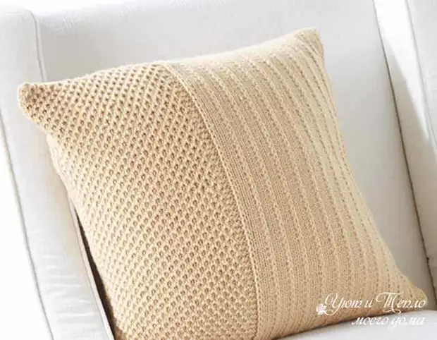 Секреты вязания наволочек для диванных подушек спицами и крючком