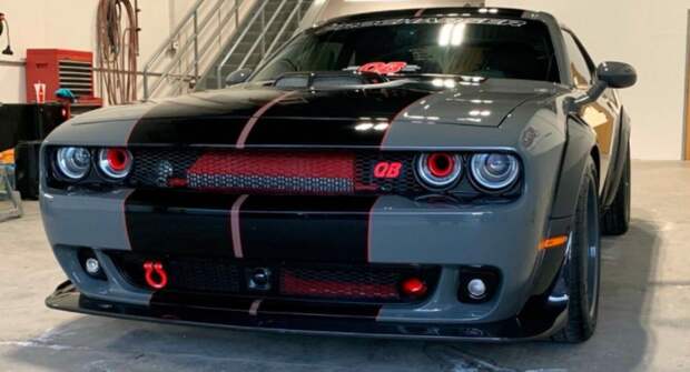 На продажу решили выставить хардкорный Dodge Challenger с необычной историей