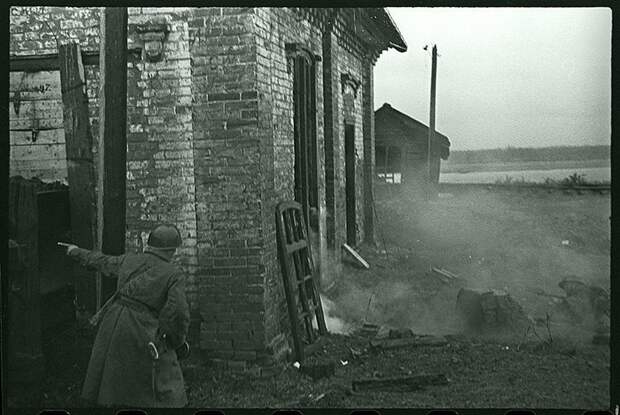 Бой на окраине города. Часть подполковника Морозова. Сталинград, 1942. Великая Отечественная война, СССР, история