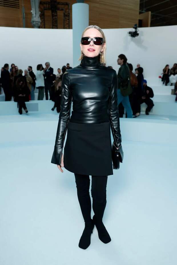 Неделя моды в Париже: Памела Андерсон, Дженнифер Лоуренс и Джонни Депп Неделя моды в Париже: Памела Андерсон, Дженнифер Лоуренс и Джонни Депп