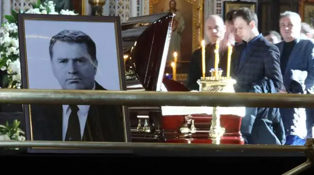 На похоронах исполнили мечту Жириновского