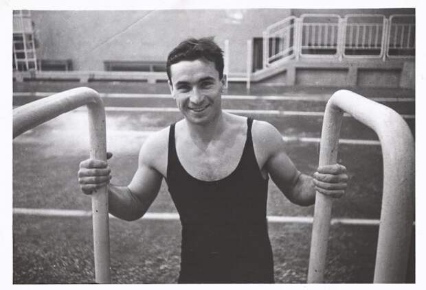 Чемпион по плаванию Титоренко Владислав Микоша, 1938 - 1940 год, МАММ/МДФ.