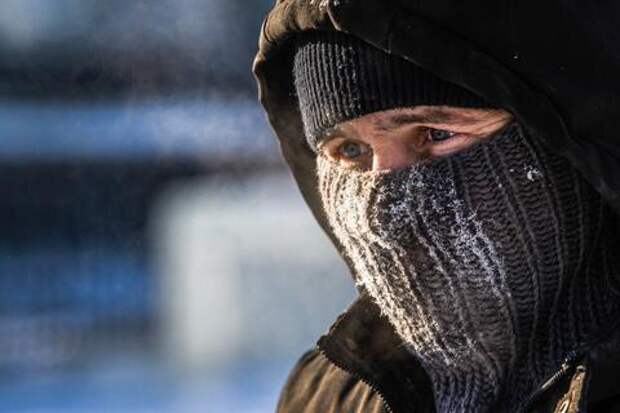 Режим ЧС ввели в Апшеронском районе Кубани из-за сильного снегопада. Непогода обесточила города и села