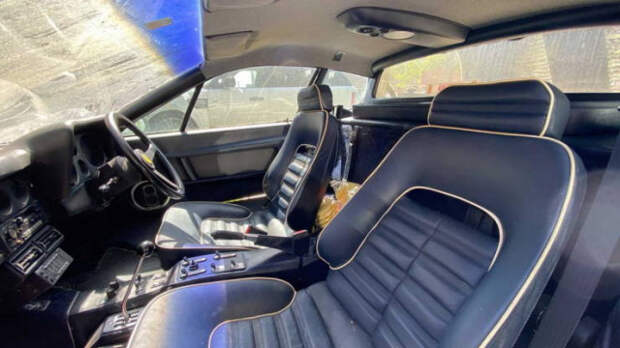 Заброшенный Ferrari, когда-то принадлежавший саудовскому принцу