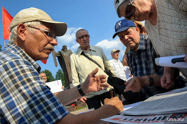 Запрет досрочного выхода на пенсию спасет Россию от жесткой реформы