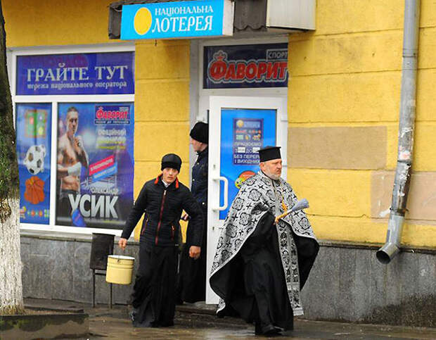 «Распятый ж...д» как символ веры «Святейшей церкви Украины»