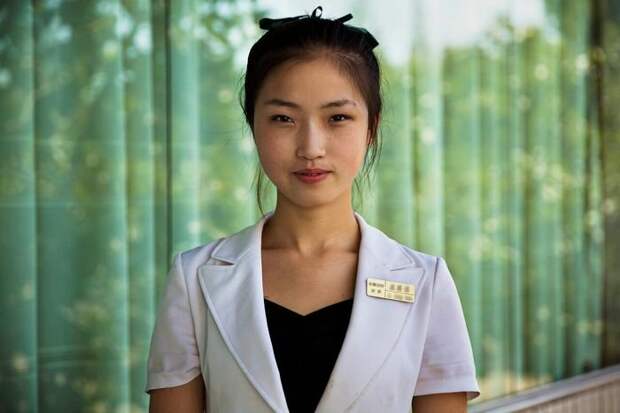 Официантка из Северной Кореи