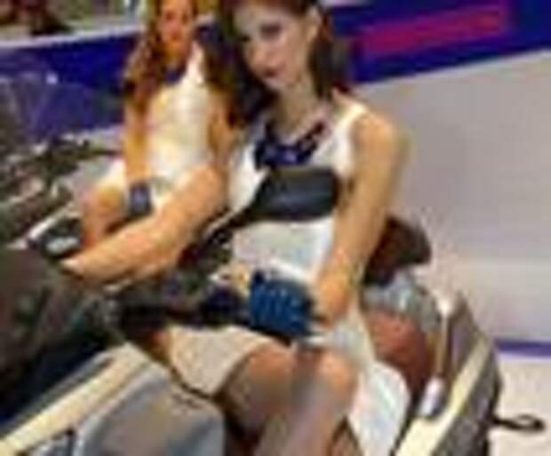 Самые красивые и сексуальные модели миланского мотошоу EICMA-2012