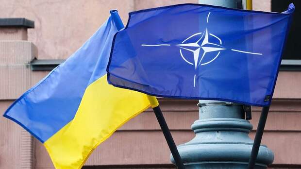 С нашим членством пусть разбираются РФ и НАТО, а мы конституцию менять не будем – Фесенко