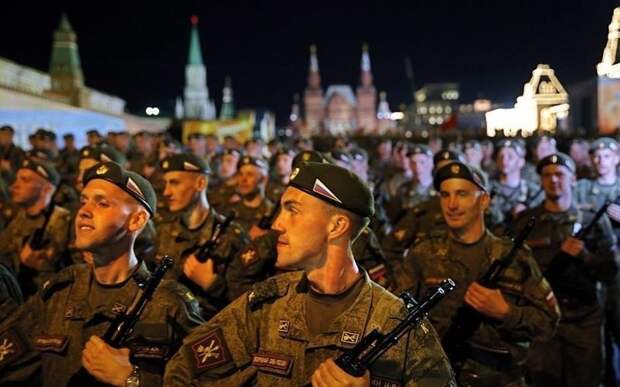 Фоторепортаж: как проходили репетиции Парада Победы? Фоторепортаж: как проходили репетиции Парада Победы? армия, военный парад, день победы, марш, праздник, россия, фото, фоторепортаж