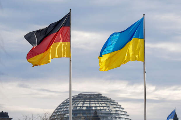 NZZ: ФРГ пресмыкается перед Украиной, замалчивая ситуацию на "Северных потоках"