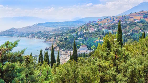 В Крыму увеличили число сфер, в которых запрещено работать мигрантам