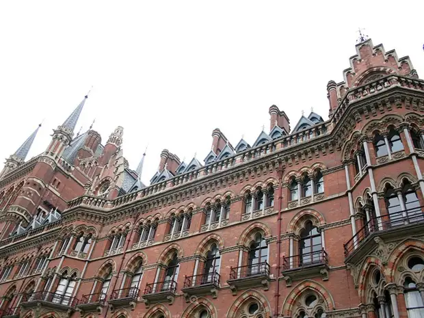 Необычная достопримечательность лондонского Сент-Панкраса