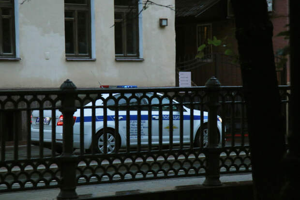 В Петербурге мужчину задержали за соития со школьницами