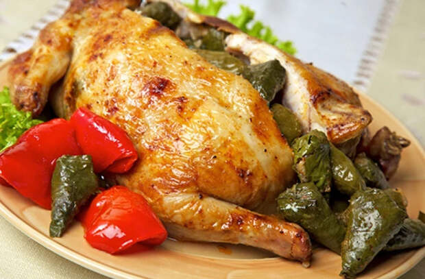 РЕЦЕПТ ДНЯ: Курица, фаршированная голубцами