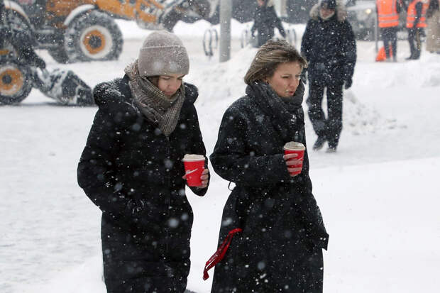 Россиян предупредили об опасности кофе на морозе для сердца