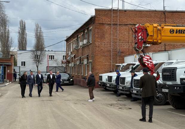 Губернатор Дмитрий Миляев осмотрел спецтехнику "Тулагорводоканала"