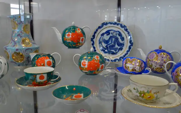 Чем знаменита на весь мир фарфоровая империя семьи Кузнецовых: Дулевский фарфор
