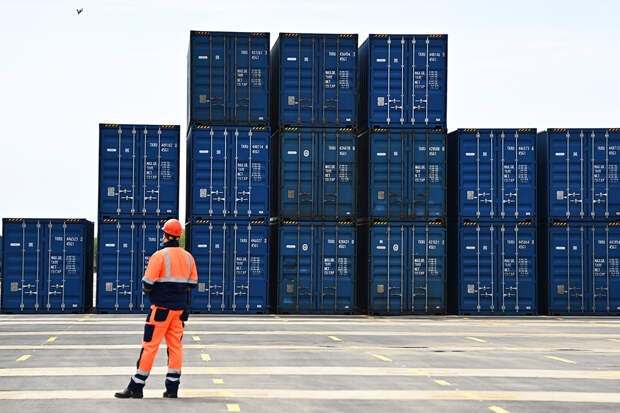 Постсоветская республика ввела санкции против России и Китая