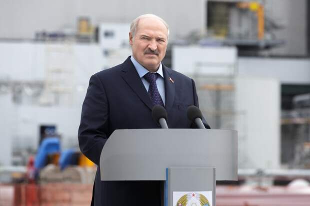 Лукашенко рассказал о возможности войны с Россией Лукашенко рассказал о возможности войны с Россией