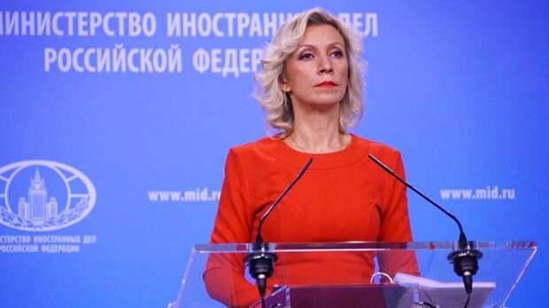 Захарова призвала Twitter перестать выступать в роли цензора