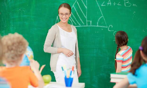 В двух школах Архангельска устраняют протечки