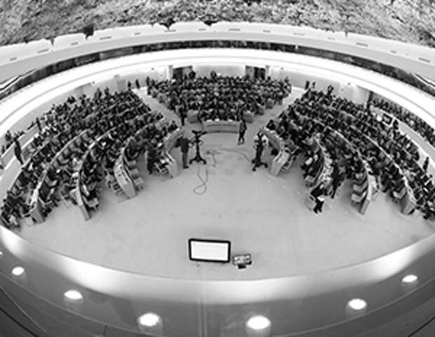 Украинская делегация превратила площадку ООН в цирковую арену
