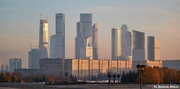 Проект бюджета Москвы до 2023 года обеспечивает выполнение социальных обязательств. Фото: М. Денисов mos.ru