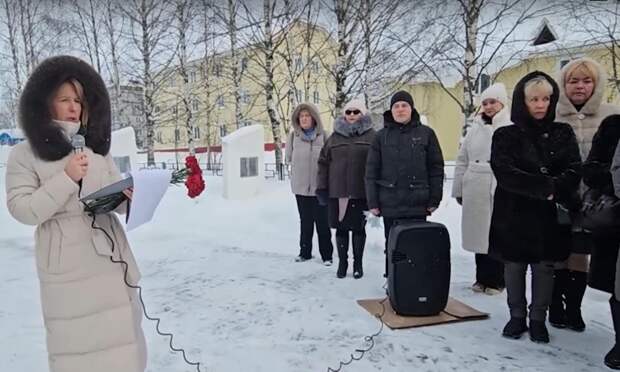 В Холмогорском округе почтили память погибших участников СВО