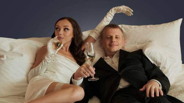 Получили тут славу и деньги, а ответили хамством: как Россия прощается с комиками-иностранцами