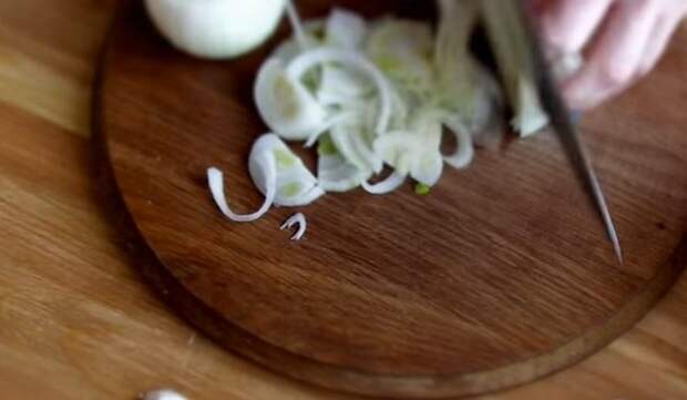 Порезанный лук