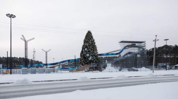 На время холодов перестанут работать гигантская горка и каток в квартале «Архангел Михаил»