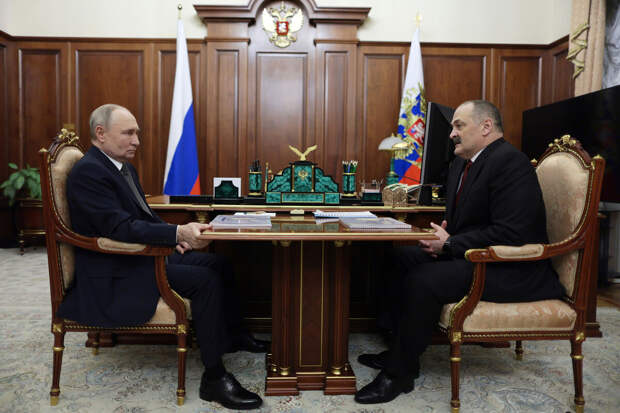 Меликов доложил Путину о "виноградном" рекорде Дагестана