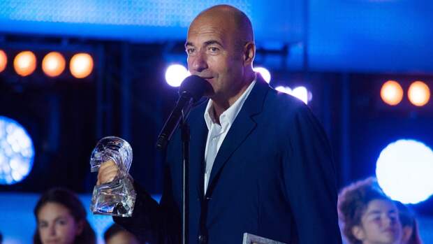 Михаил Шуфутинский через ФАН поздравил с днем рождения Игоря Крутого Михаил Шуфутинский через ФАН поздравил с днем рождения Игоря Крутого