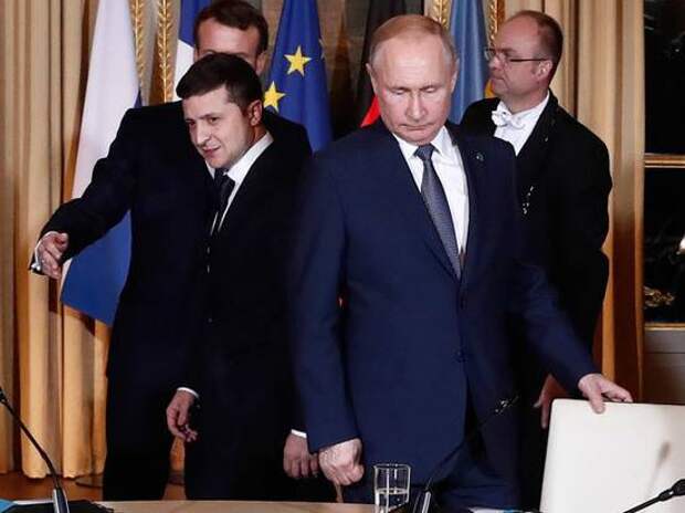 Зеленский рассказал о главном «козыре» в рукаве Путина на встрече в Париже Зеленский рассказал о главном «козыре» в рукаве Путина на встрече в Париже