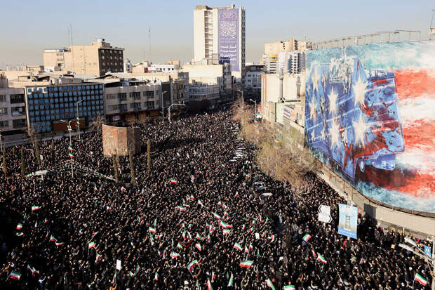 Политолог Лукьянов: Трамп рискует увязнуть в войне с Ираном