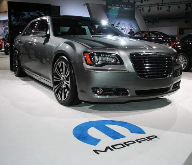 Chrysler 300S