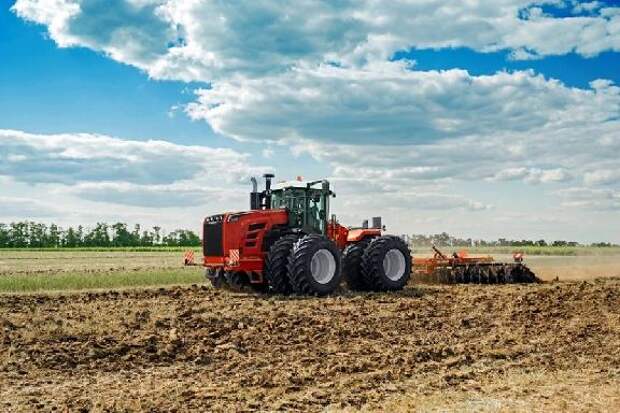 КФХ в Знаменском округе показало пример эффективного использования техники Ростсельмаш