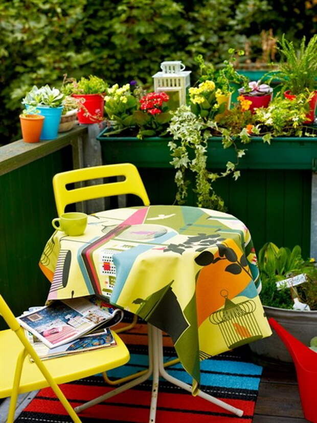 flowers-on-balcony2-2.jpg