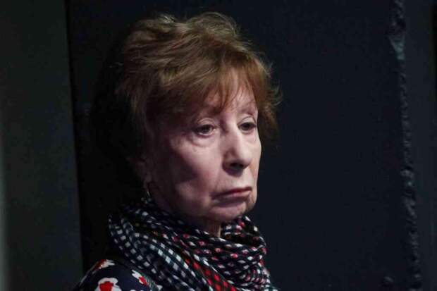 Дом, который не удержал дружбу: как общий коттедж Ахеджаковой и Будницкой стал памятником былой близости