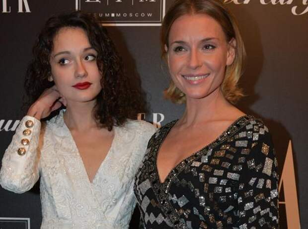 Дочь Кончаловского надеется, что ее свадьбе не помешает вторая волна коронавируса