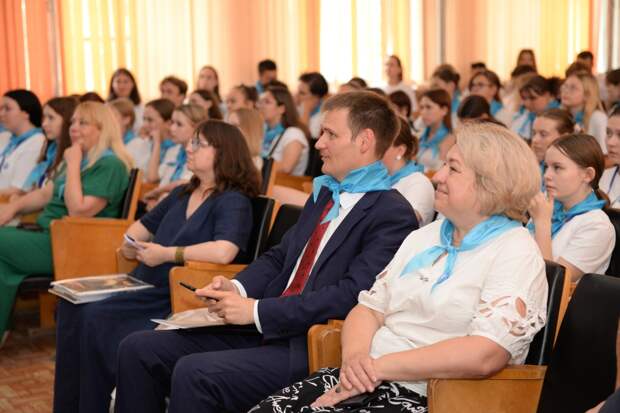 Нижегородская область первой в стране проводит летнюю образовательную смену для обучающихся психолого-педагогических классов